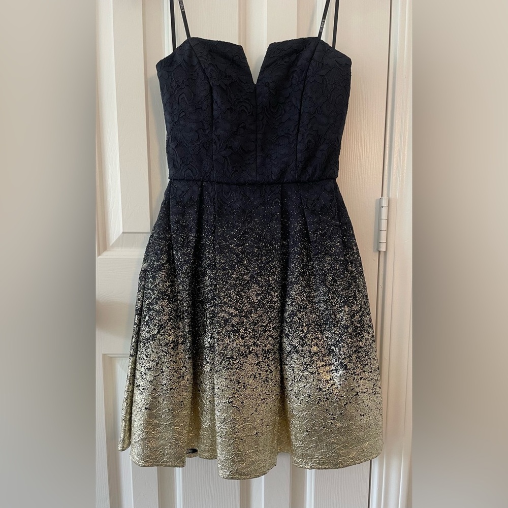B. Darlin Homecoming or Cocktail Dress - Size 1/2 - Black and Gold - Strapless